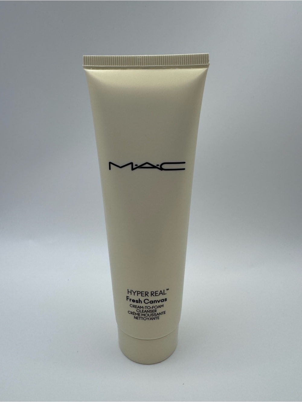 MAC Hyper Real Fresh Canvas Cream-to-Foam Cleanser 4.2 fl oz